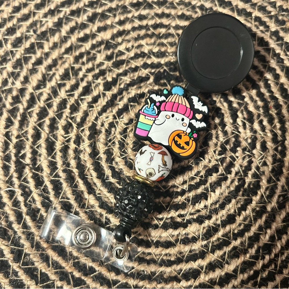Halloween 🎃 Badge Reel
